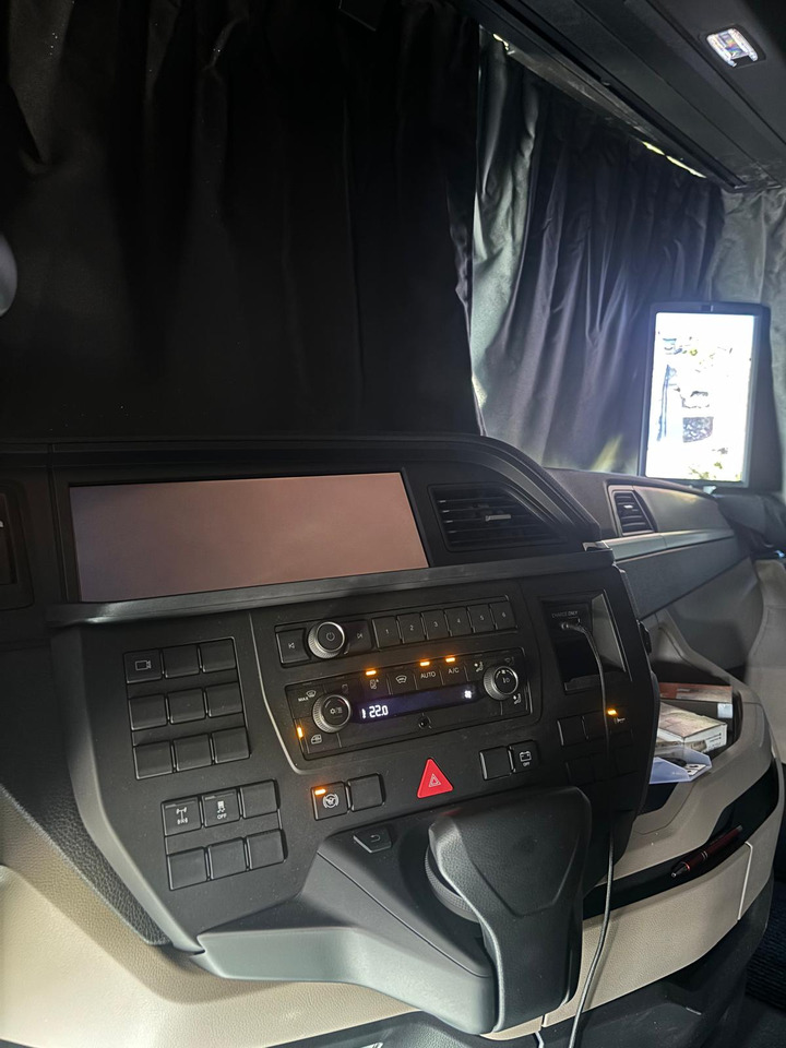 New Autotransporter truck MAN TGX: picture 8