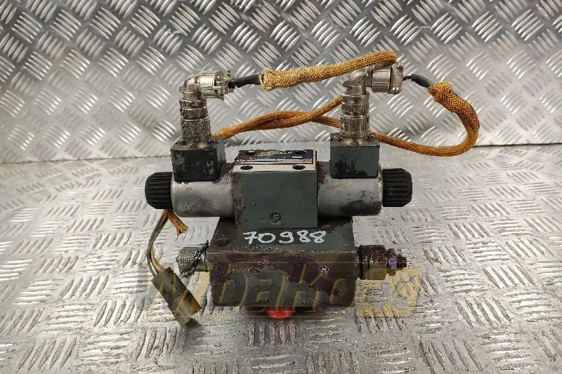 Bosch 081WV06P1N1002CS024/00D0 0810091353 - Hydraulic valve for Construction machinery: picture 1 Bosch 081WV06P1N1002CS024/00D0 0810091353 - Hydraulic valve for Construction machinery: picture 1