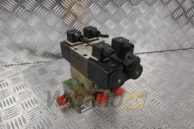 Caterpillar 134-5809 - Hydraulic valve for Construction machinery: picture 2 Caterpillar 134-5809 - Hydraulic valve for Construction machinery: picture 2