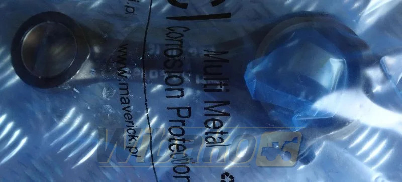 Komatsu SA6D107 - Connecting rod for Construction machinery: picture 1 Komatsu SA6D107 - Connecting rod for Construction machinery: picture 1