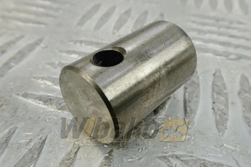 Kubota 16261-15550 - Camshaft for Construction machinery: picture 1 Kubota 16261-15550 - Camshaft for Construction machinery: picture 1