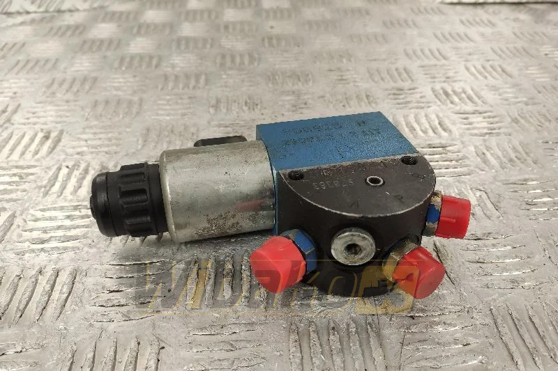 Rexroth 29051212117 / 808825 A612370 - Hydraulic valve for Construction machinery: picture 1 Rexroth 29051212117 / 808825 A612370 - Hydraulic valve for Construction machinery: picture 1