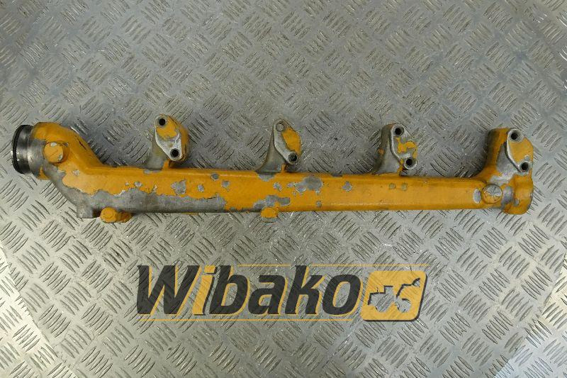 Water mainfold Liebherr 9267754 - Intake manifold for Construction machinery: picture 1 Water mainfold Liebherr 9267754 - Intake manifold for Construction machinery: picture 1
