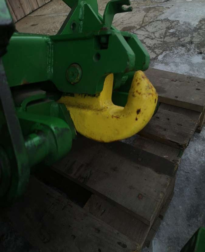 JOHN DEERE hook - Attachment for Farm tractor: picture 3 JOHN DEERE hook - Attachment for Farm tractor: picture 3