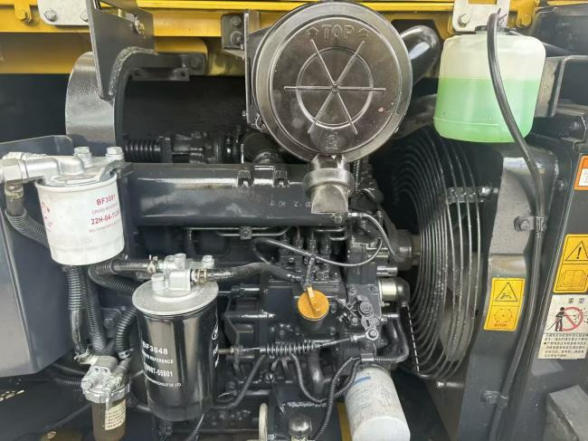 KOMATSU PC56 - Wheel excavator: picture 4 KOMATSU PC56 - Wheel excavator: picture 4