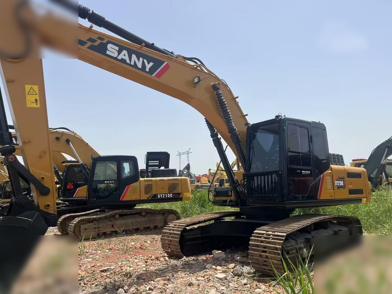 SANY SY215C - Crawler excavator: picture 3 SANY SY215C - Crawler excavator: picture 3