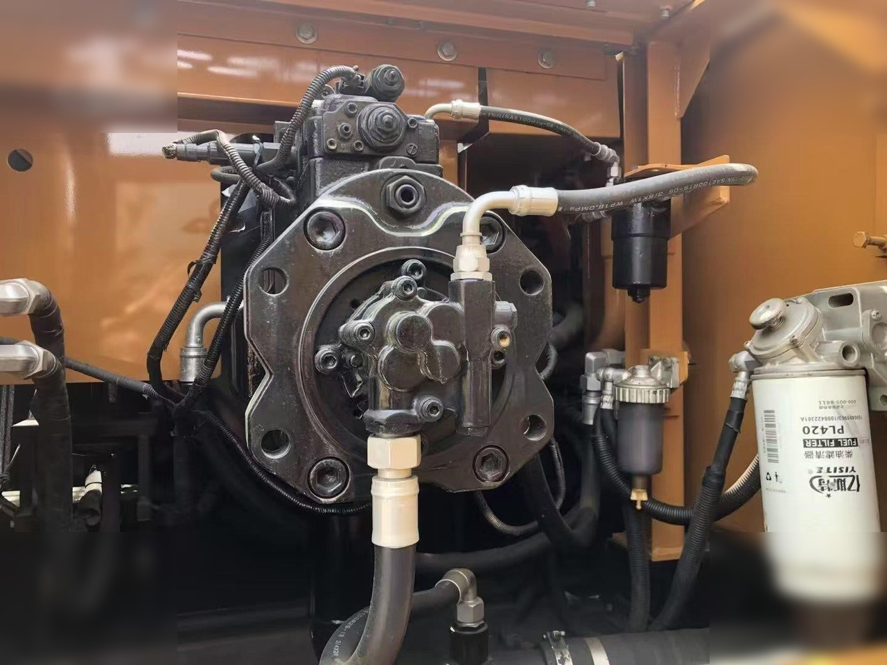 Crawler excavator SANY SY365H: picture 10 Crawler excavator SANY SY365H: picture 10