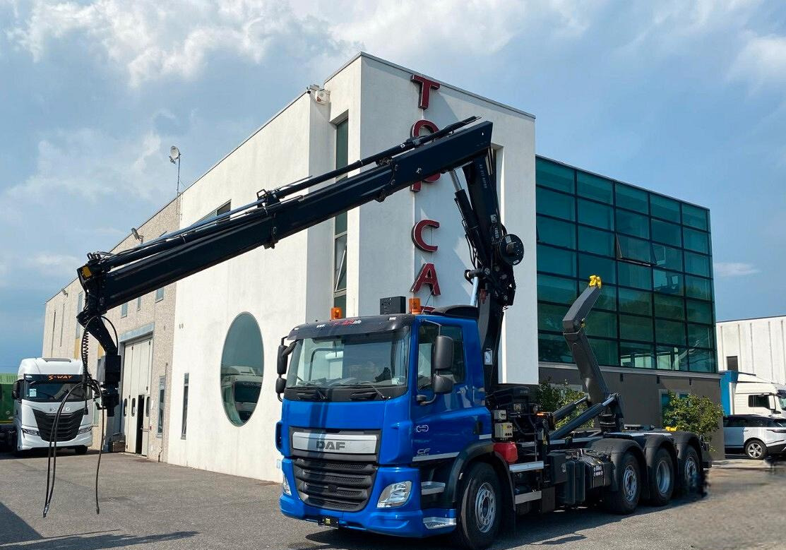 DAF CF400 SCARRABILE E GRU HIAB 4 ASSI - Hook lift truck, Crane truck: picture 1 DAF CF400 SCARRABILE E GRU HIAB 4 ASSI - Hook lift truck, Crane truck: picture 1