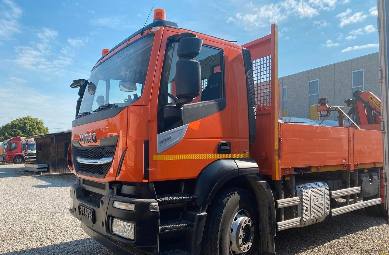 IVECO STRALIS 310 2018 CASSONE FISSO E GRU PALFING - Dropside/ Flatbed truck, Crane truck: picture 2 IVECO STRALIS 310 2018 CASSONE FISSO E GRU PALFING - Dropside/ Flatbed truck, Crane truck: picture 2