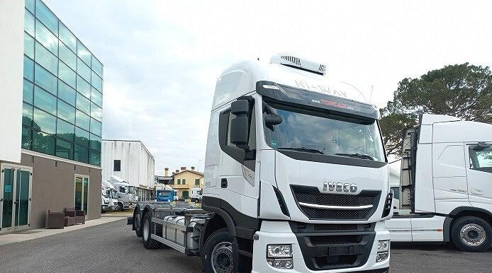 IVECO STRALIS AS260S48 A TELAIO FULL PNEUMATIC - Container transporter/ Swap body truck: picture 4 IVECO STRALIS AS260S48 A TELAIO FULL PNEUMATIC - Container transporter/ Swap body truck: picture 4