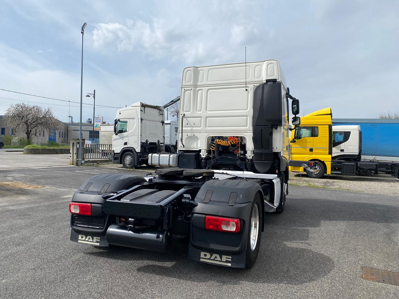 DAF XF 450 - Tractor unit: picture 4 DAF XF 450 - Tractor unit: picture 4