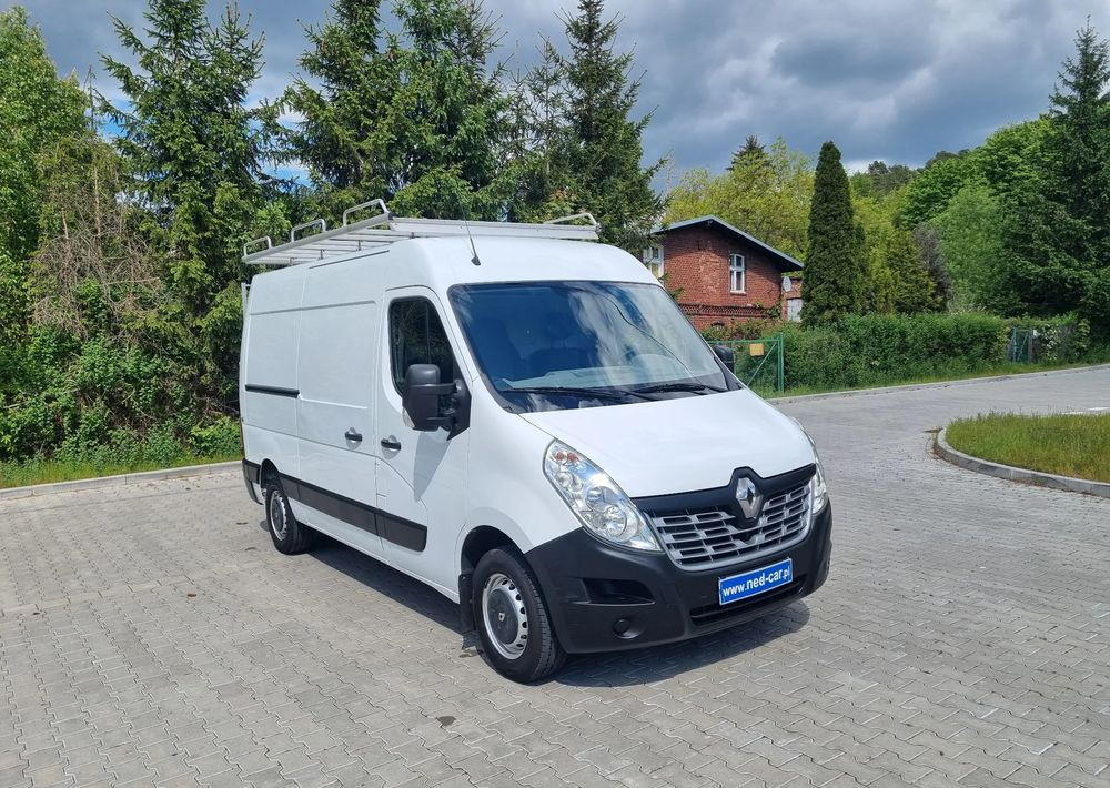 Renault Master - Small van: picture 2 Renault Master - Small van: picture 2