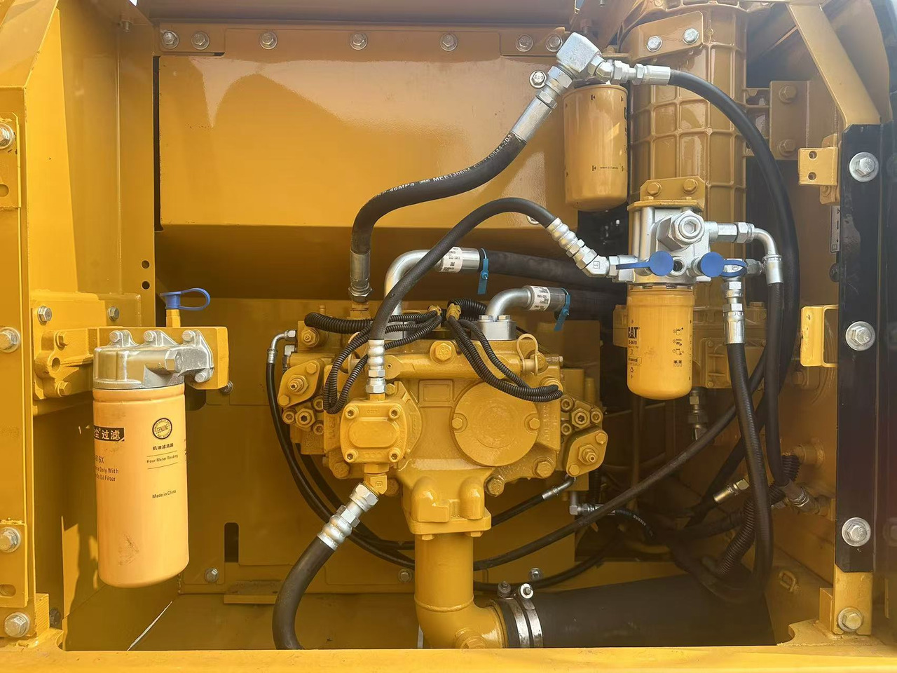 CATERPILLAR Used Digger CAT 323DL Construction Machinery Construction Digger Used CAT 323DL Cheap Excavator - Crawler excavator: picture 5 CATERPILLAR Used Digger CAT 323DL Construction Machinery Construction Digger Used CAT 323DL Cheap Excavator - Crawler excavator: picture 5