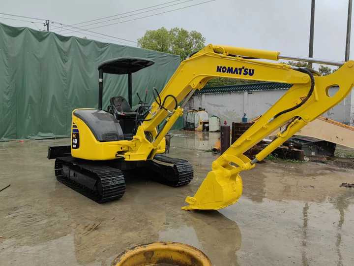 Cheap Selling Second Hand Mini Excavator Komatsu PC40 4Ton Japanese Komatsu PC40 Used Excavator for Sale - Mini excavator: picture 2 Cheap Selling Second Hand Mini Excavator Komatsu PC40 4Ton Japanese Komatsu PC40 Used Excavator for Sale - Mini excavator: picture 2