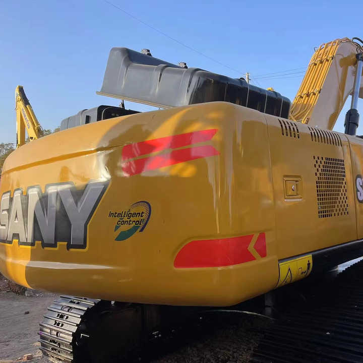 China Famous Brand Used Sany 23ton Excavator Used Sany SY235C Hydraulic Excavator 90% New with Excellent Performance for Sale - Crawler excavator: picture 2 China Famous Brand Used Sany 23ton Excavator Used Sany SY235C Hydraulic Excavator 90% New with Excellent Performance for Sale - Crawler excavator: picture 2