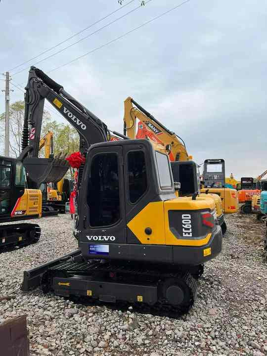 Mini excavator High Quality Used Volvo EC60D Excavator for Sale 6 Ton Compact Machine, Excellent Condition, Ready for Work!: picture 6