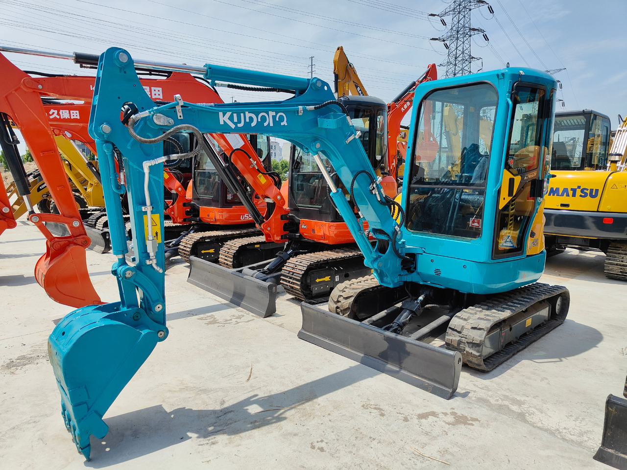 KUBOTA U25 - Mini excavator: picture 1 KUBOTA U25 - Mini excavator: picture 1