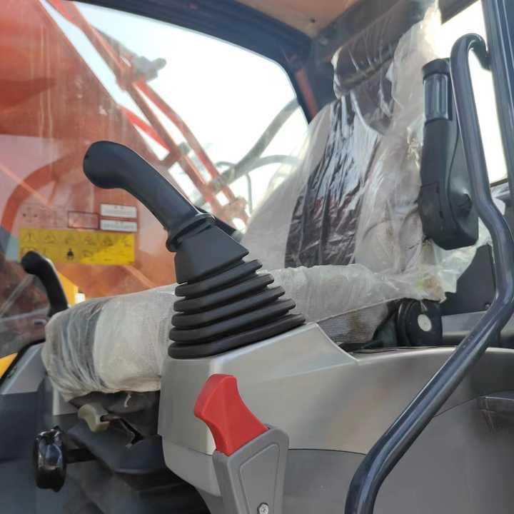 Korea Made Doosan Digger Dx300lc Doosan Used Machinery Excavator , Doosan Dx220 Dx300 Dx200 - Crawler excavator: picture 5 Korea Made Doosan Digger Dx300lc Doosan Used Machinery Excavator , Doosan Dx220 Dx300 Dx200 - Crawler excavator: picture 5