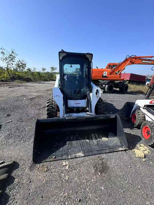 Skid Steer Loader Bobcat S550 Original Wheel Loader in Good Condition on Sale Bobcat 550 - Skid steer loader: picture 2 Skid Steer Loader Bobcat S550 Original Wheel Loader in Good Condition on Sale Bobcat 550 - Skid steer loader: picture 2