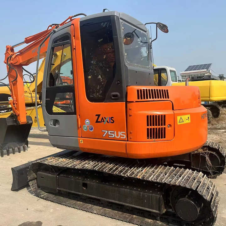 Used HITACHI ZX-75 - Crawler excavator: picture 1 Used HITACHI ZX-75 - Crawler excavator: picture 1