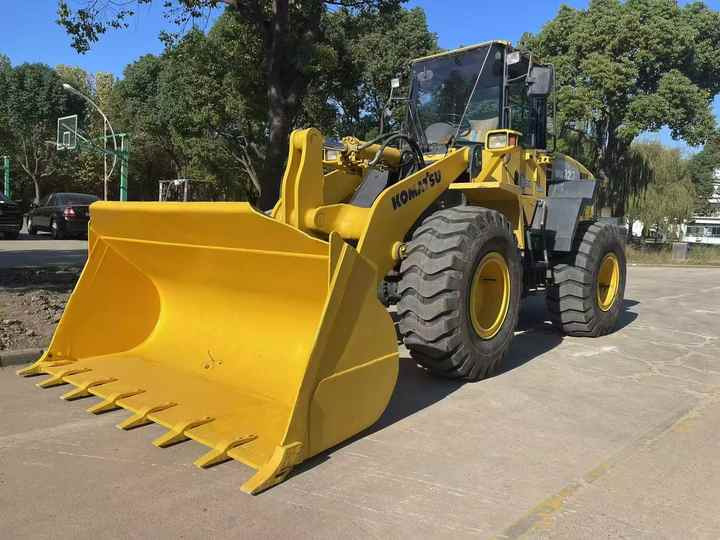 Used komatsu Wa320-5 Wheel Loader Second Hand Machine Popular Brand komatsu Hydraulic Machinery - Wheel loader: picture 4 Used komatsu Wa320-5 Wheel Loader Second Hand Machine Popular Brand komatsu Hydraulic Machinery - Wheel loader: picture 4