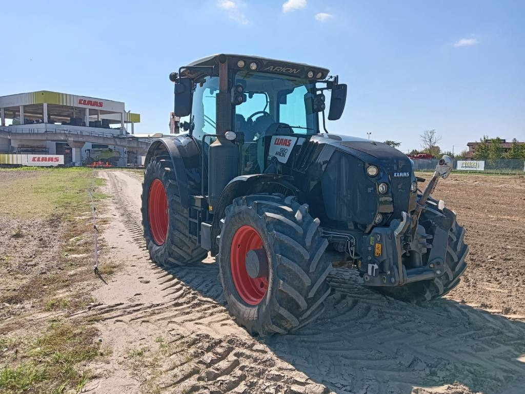 Claas Arion 660 CMATIC - Farm tractor: picture 1 Claas Arion 660 CMATIC - Farm tractor: picture 1