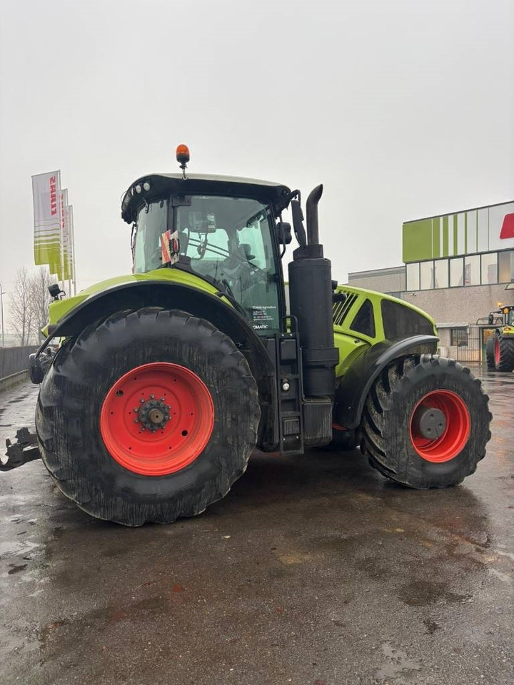 Claas Axion 950 Cmatic - Farm tractor: picture 2 Claas Axion 950 Cmatic - Farm tractor: picture 2