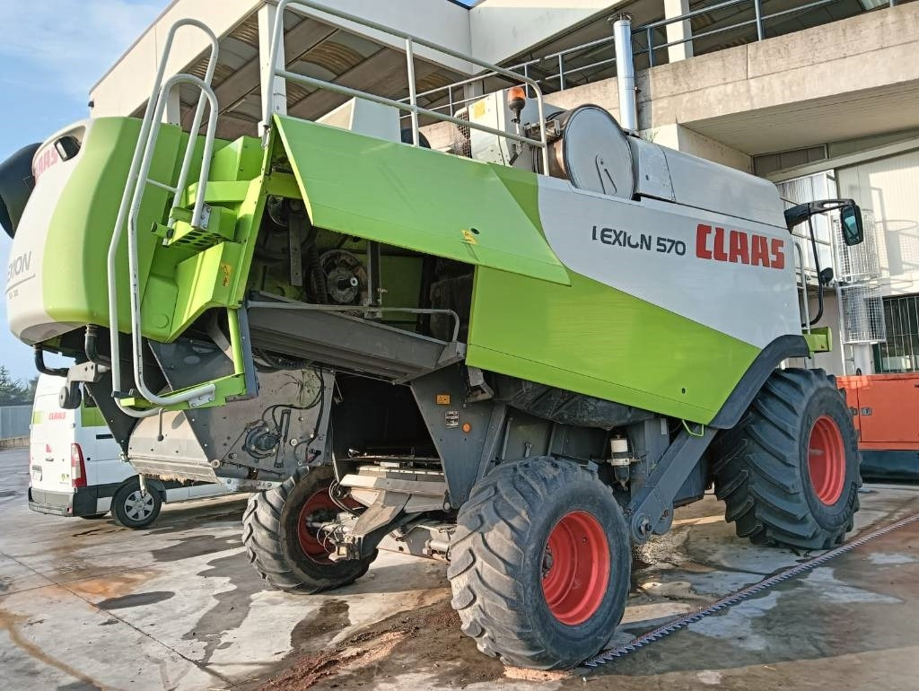 Claas Lexion 570 - Combine harvester: picture 3 Claas Lexion 570 - Combine harvester: picture 3