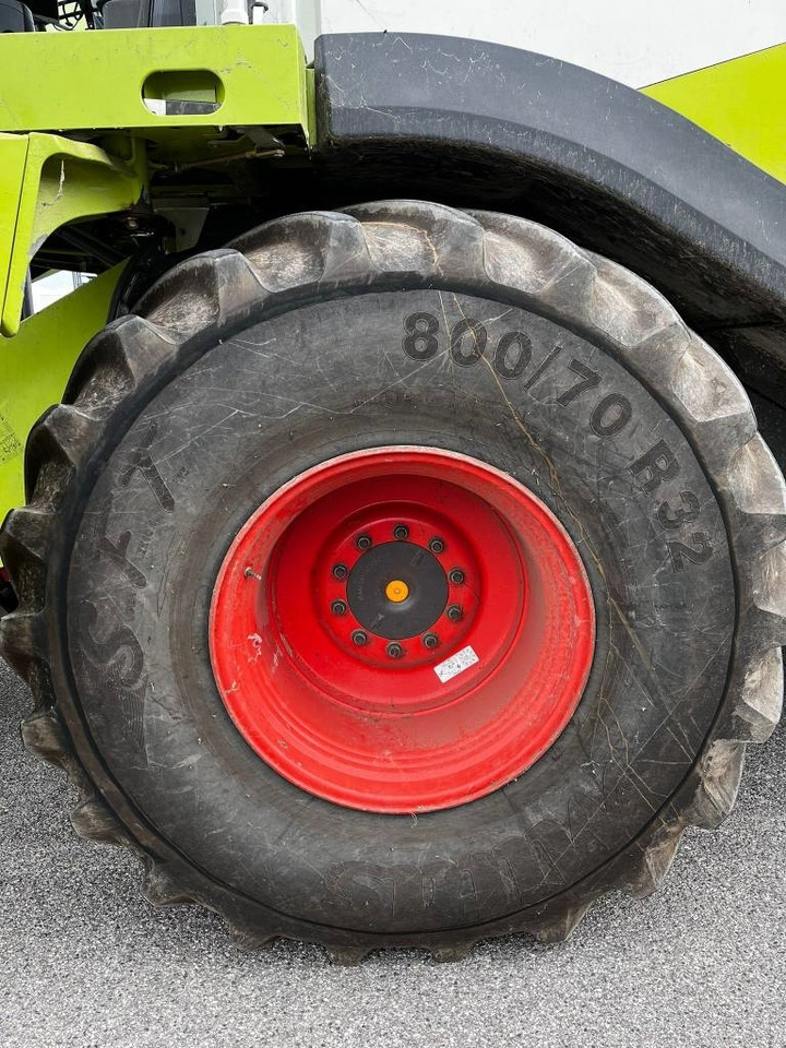 Claas Lexion 750 - Combine harvester: picture 4 Claas Lexion 750 - Combine harvester: picture 4