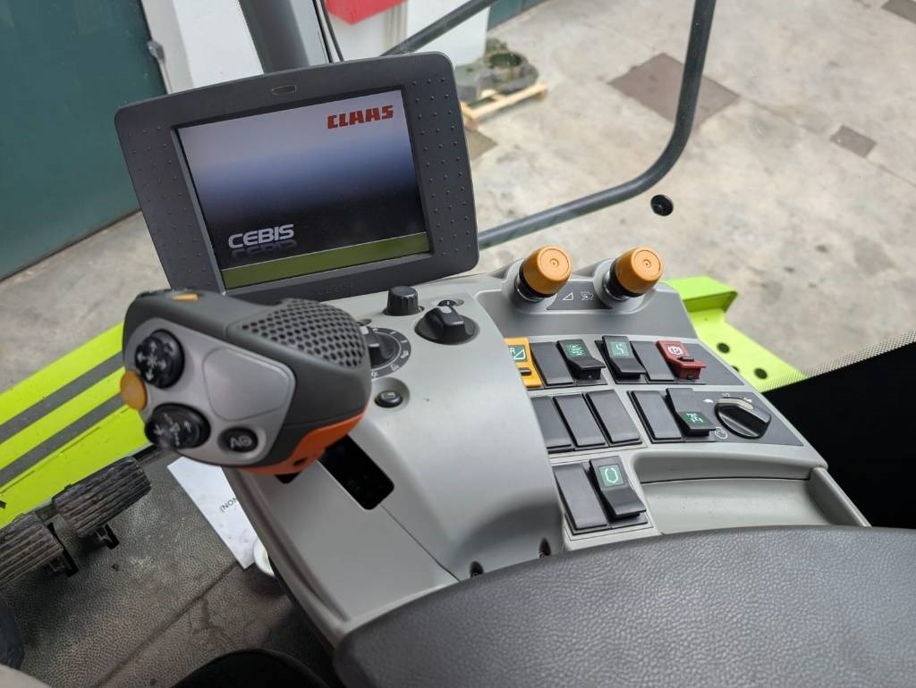 Claas Lexion 760 TT - Combine harvester: picture 2 Claas Lexion 760 TT - Combine harvester: picture 2