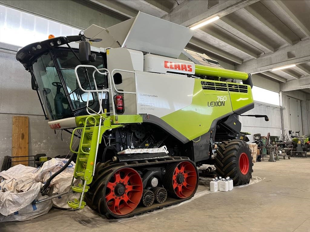 Claas Lexion 760 TT - Combine harvester: picture 1 Claas Lexion 760 TT - Combine harvester: picture 1