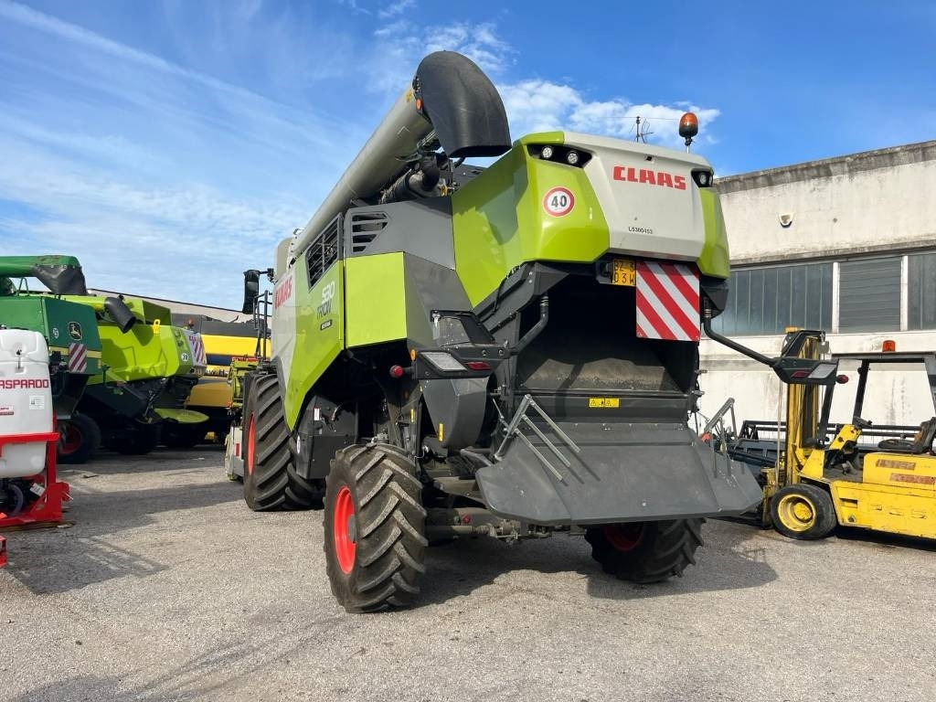 Claas TRION 530 MONTANA - Combine harvester: picture 2 Claas TRION 530 MONTANA - Combine harvester: picture 2