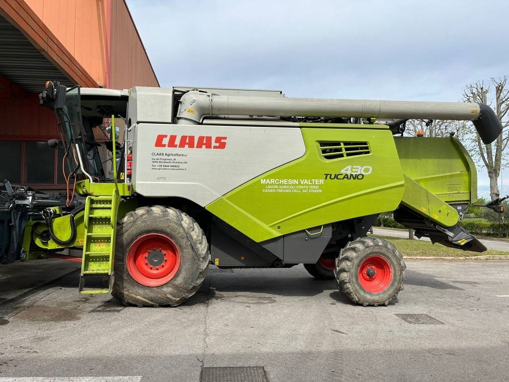 Claas Tucano 430 - Combine harvester: picture 3 Claas Tucano 430 - Combine harvester: picture 3