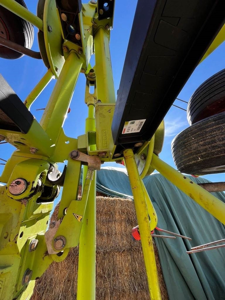 Claas Volto 900 T  - Tedder/ Rake: picture 3 Claas Volto 900 T  - Tedder/ Rake: picture 3