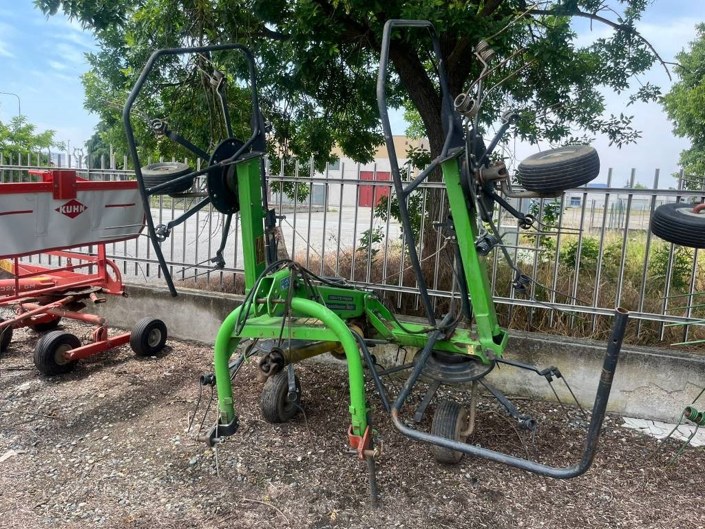 Deutz-fahr 5221  - Tedder/ Rake: picture 3 Deutz-fahr 5221  - Tedder/ Rake: picture 3