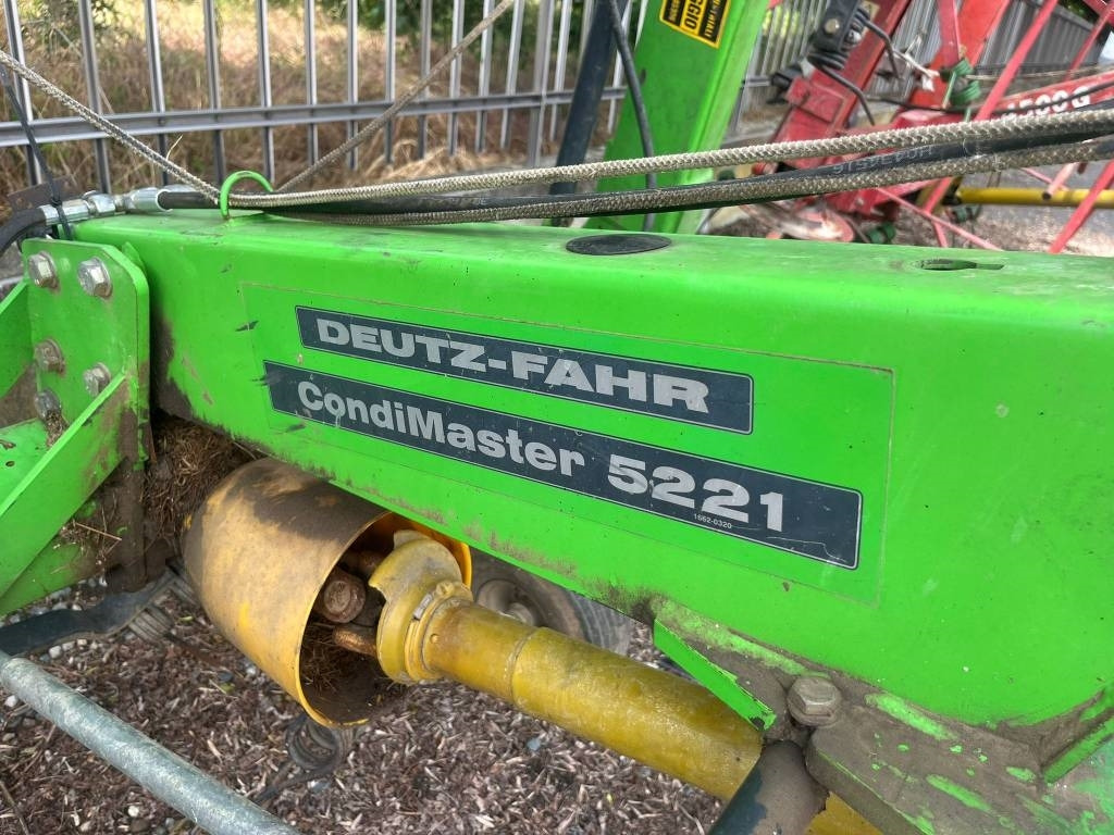 Deutz-fahr 5221  - Tedder/ Rake: picture 2 Deutz-fahr 5221  - Tedder/ Rake: picture 2