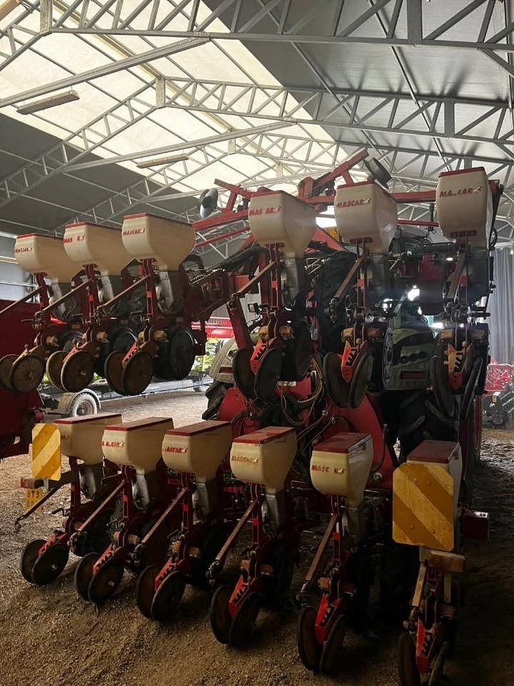 Mascar M 12  - Precision sowing machine: picture 1 Mascar M 12  - Precision sowing machine: picture 1