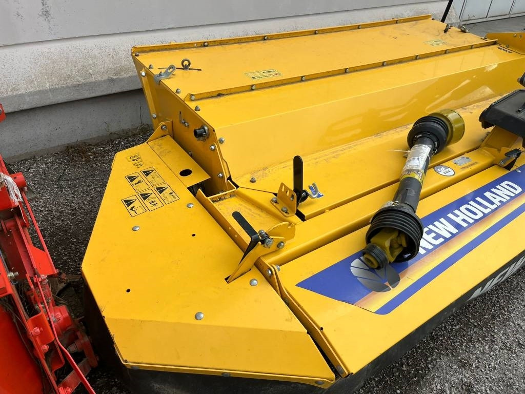 New Holland DISCOCUTTER 320 P - Mower: picture 3 New Holland DISCOCUTTER 320 P - Mower: picture 3
