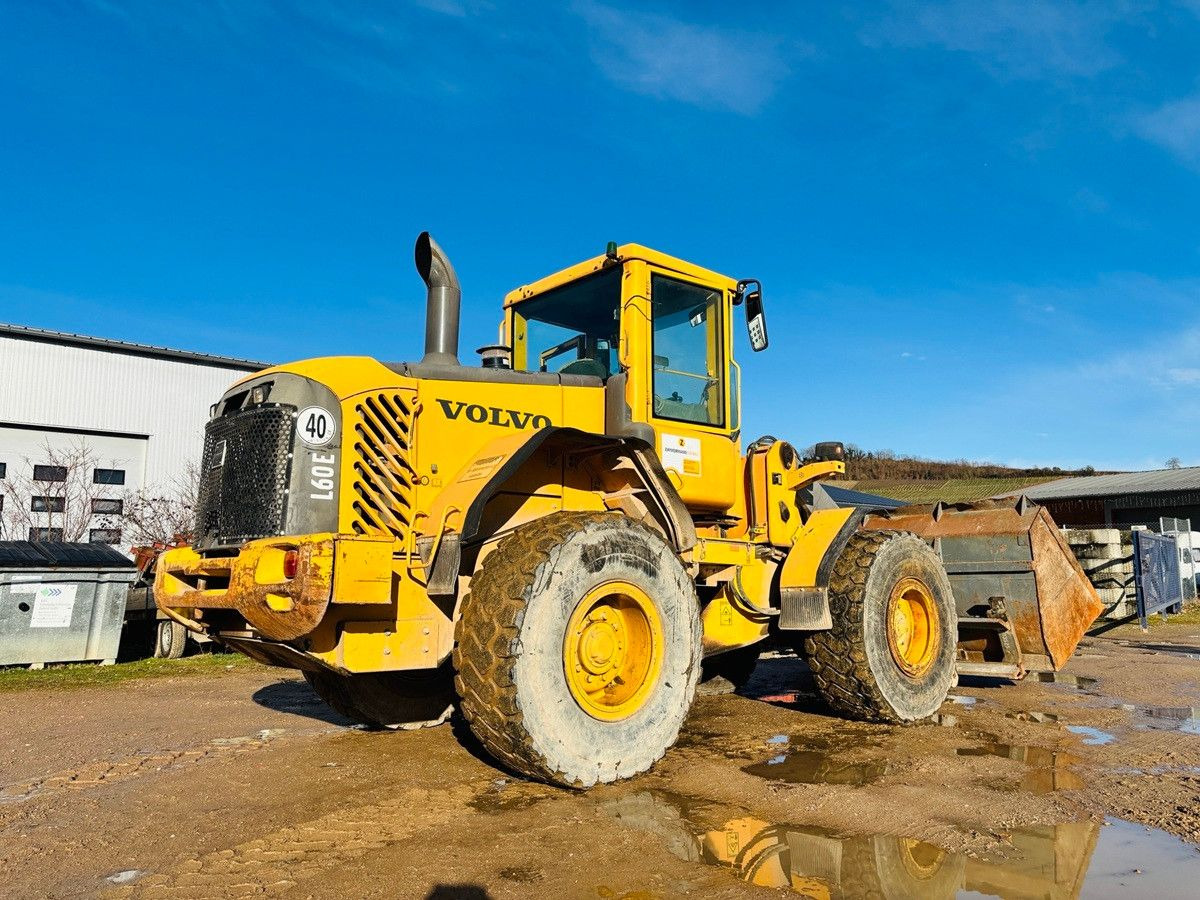 Volvo L60E - Wheel loader: picture 2 Volvo L60E - Wheel loader: picture 2
