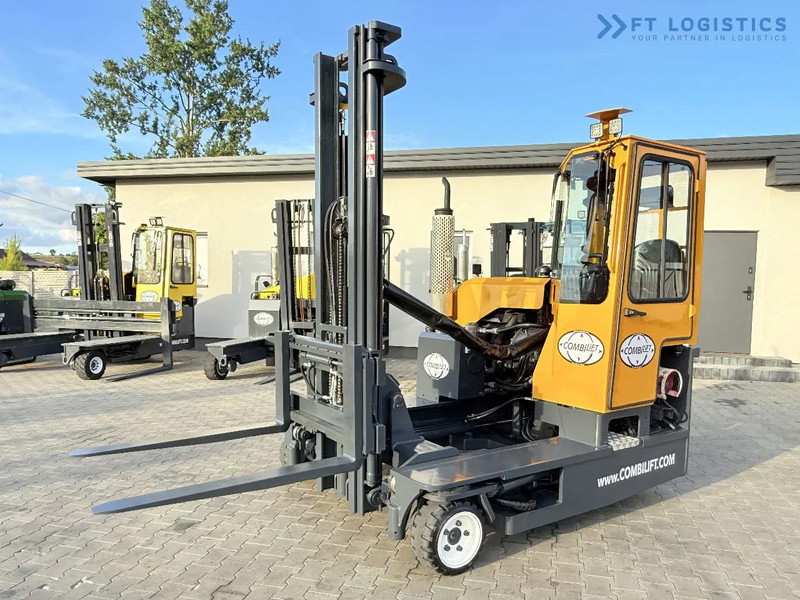 4-way reach truck Combilift C3000 / GAS / DUPLEX 4500MM / ONLY 3096 HOURS / FORK SIDE SHIFT / FULL CABIN / EXCELLENT CONDITION / Wide range of four-way and: picture 19
