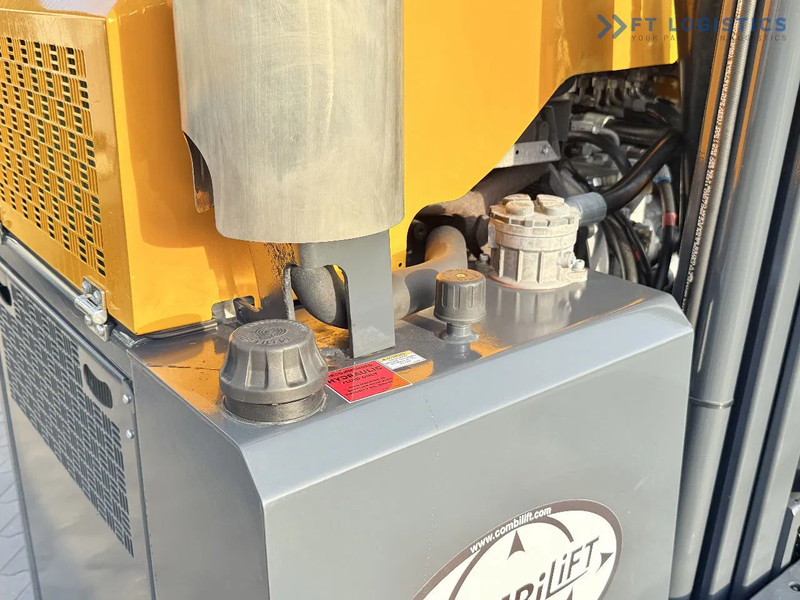 4-way reach truck Combilift C3000 / GAS / DUPLEX 4500MM / ONLY 3096 HOURS / FORK SIDE SHIFT / FULL CABIN / EXCELLENT CONDITION / Wide range of four-way and: picture 7