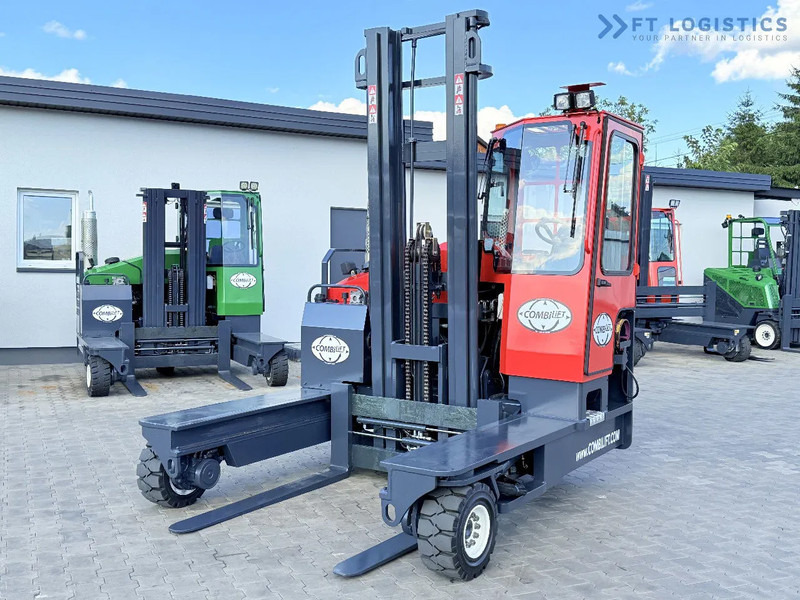 Combilift C4500 / GAS / DUPLEX - 4500MM / POSITIONER / FREE LIFT / FULL CABIN / ONLY 6178H / CONDITION - LIKE NEW! C4500 / GAS / DUPLEX - - 4-way reach truck: picture 4 Combilift C4500 / GAS / DUPLEX - 4500MM / POSITIONER / FREE LIFT / FULL CABIN / ONLY 6178H / CONDITION - LIKE NEW! C4500 / GAS / DUPLEX - - 4-way reach truck: picture 4
