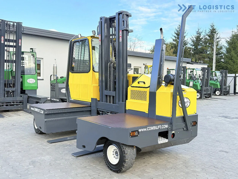 Combilift C5000SR / DIESEL / TRIPLEX MAST – 6100 MM / FORK POSITIONER / FULL CABIN C5000SR / DIESEL / TRIPLEX MAST – 6100 MM / FORK POSITI - Side loader: picture 3 Combilift C5000SR / DIESEL / TRIPLEX MAST – 6100 MM / FORK POSITIONER / FULL CABIN C5000SR / DIESEL / TRIPLEX MAST – 6100 MM / FORK POSITI - Side loader: picture 3