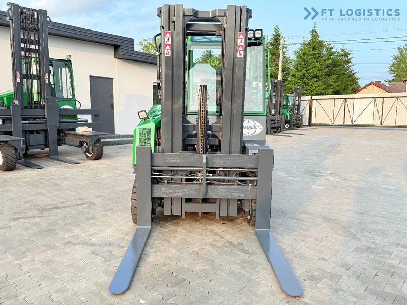 Combilift COMBILIFT C4000CB – TRIPLEX 5200mm – Year 2017 – LPG – FREE LIFT – SIDESHIFT – FORK POSITIONER – CONDITION 5/5 COMBILIFT C4000CB - 4-way reach truck: picture 4 Combilift COMBILIFT C4000CB – TRIPLEX 5200mm – Year 2017 – LPG – FREE LIFT – SIDESHIFT – FORK POSITIONER – CONDITION 5/5 COMBILIFT C4000CB - 4-way reach truck: picture 4