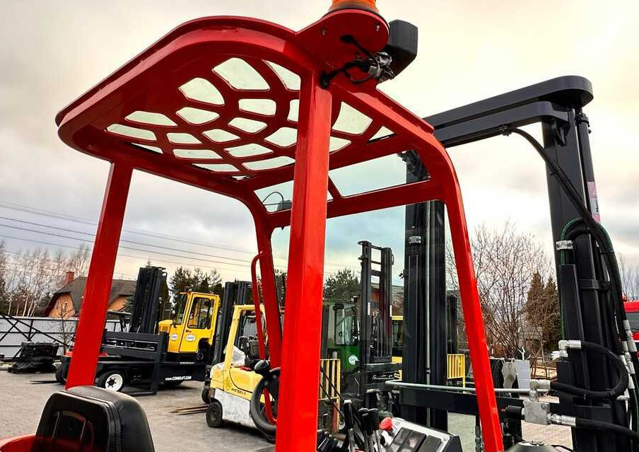 Combilift Combilift C3000CB - Duplex 4000mm - Year 2016 / ONLY 2,161 MTH / PERFECT CONDITION / LIKE NEW! - 4-way reach truck: picture 5 Combilift Combilift C3000CB - Duplex 4000mm - Year 2016 / ONLY 2,161 MTH / PERFECT CONDITION / LIKE NEW! - 4-way reach truck: picture 5