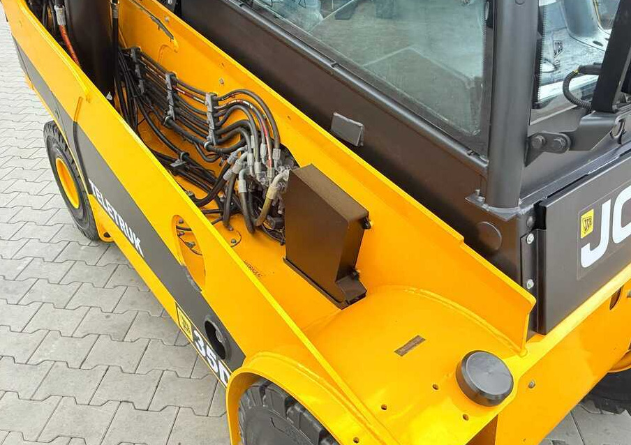 Telescopic handler JCB TLT35D / DIESEL / CAB / NEW TYRES / 4450MM / TELESCOPIC – EXCELLENT CONDITION: picture 27