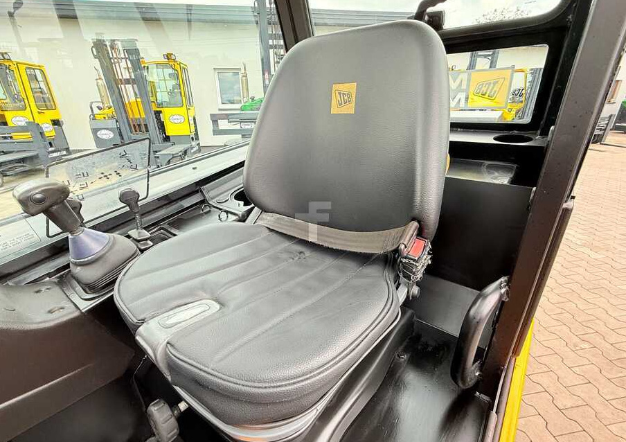 Telescopic handler JCB TLT35D / DIESEL / CAB / NEW TYRES / 4450MM / TELESCOPIC – EXCELLENT CONDITION: picture 14