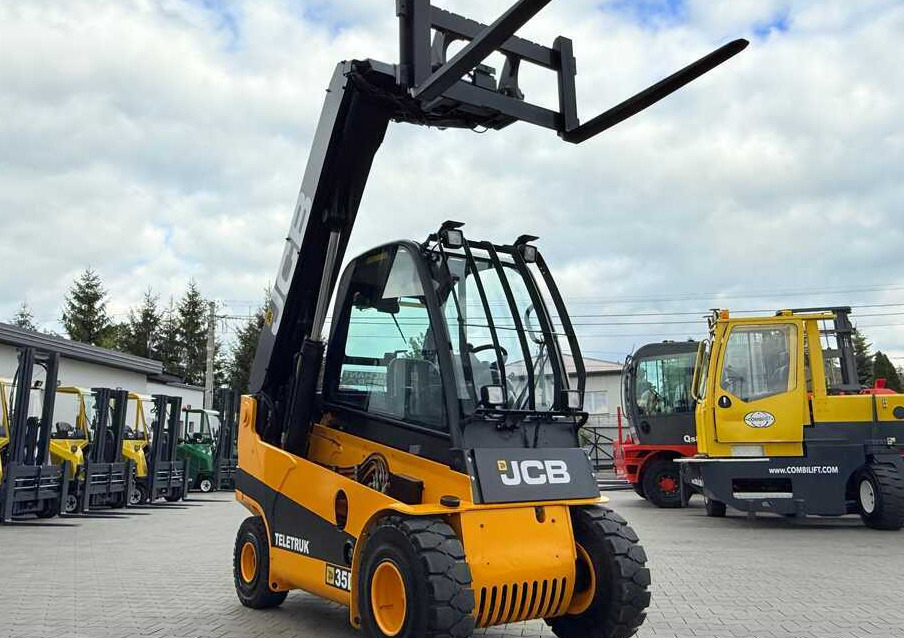 Telescopic handler JCB TLT35D / DIESEL / CAB / NEW TYRES / 4450MM / TELESCOPIC – EXCELLENT CONDITION: picture 25
