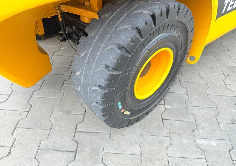 Telescopic handler JCB TLT35D / DIESEL / CAB / NEW TYRES / 4450MM / TELESCOPIC – EXCELLENT CONDITION: picture 9