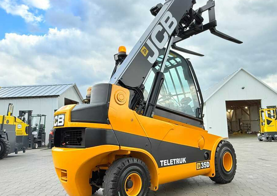 Telescopic handler JCB TLT35D / DIESEL / CAB / NEW TYRES / 4450MM / TELESCOPIC – EXCELLENT CONDITION: picture 30